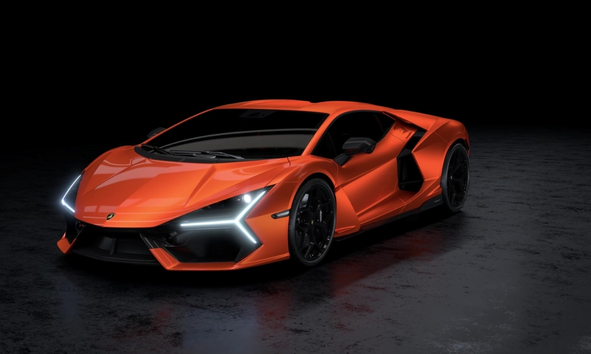 Lamborghini Revuelto
