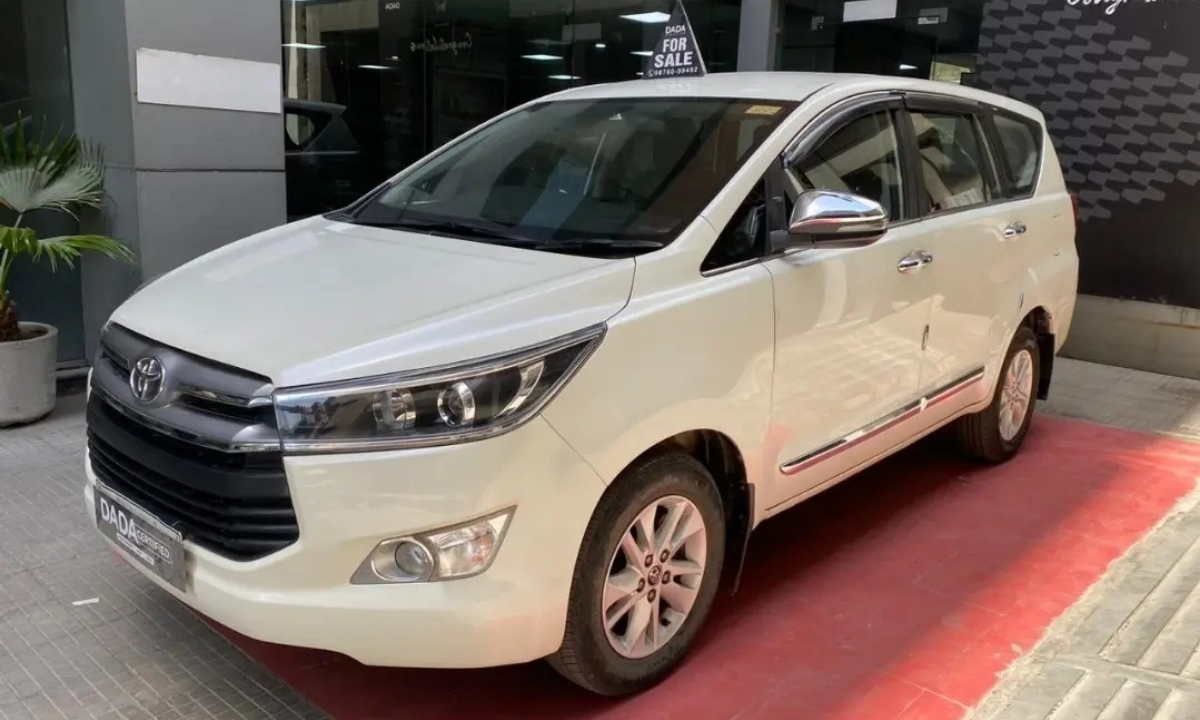 Toyota Innova Crysta